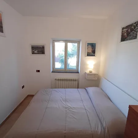 Domus Mare بيت للعطل Focene