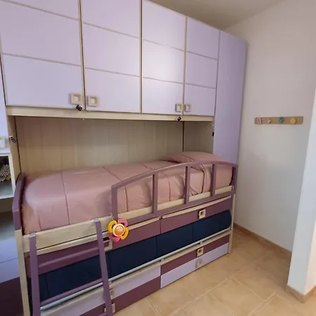 بيت للعطل Domus Mare